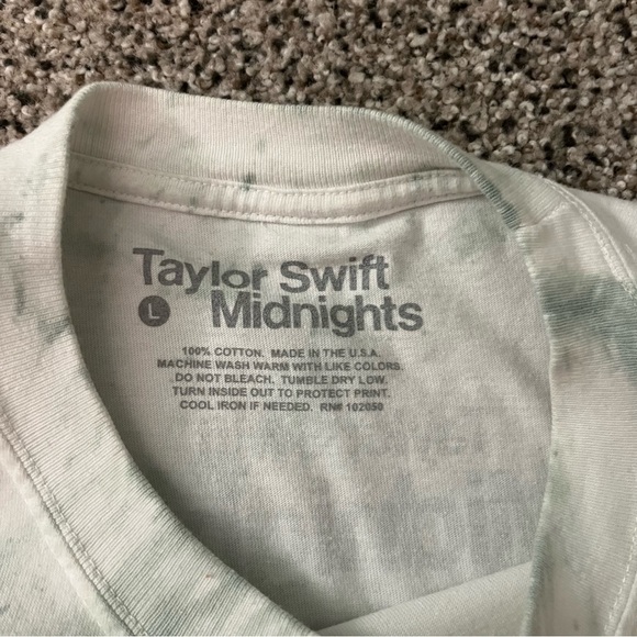 Taylor Swift Midnights Album Tracklist Long Sleeve, Tie Dye Size Large - Picture 4 of 4